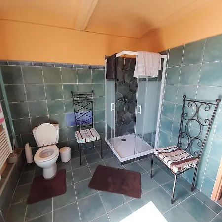 Couette-café Le Prieure 3*